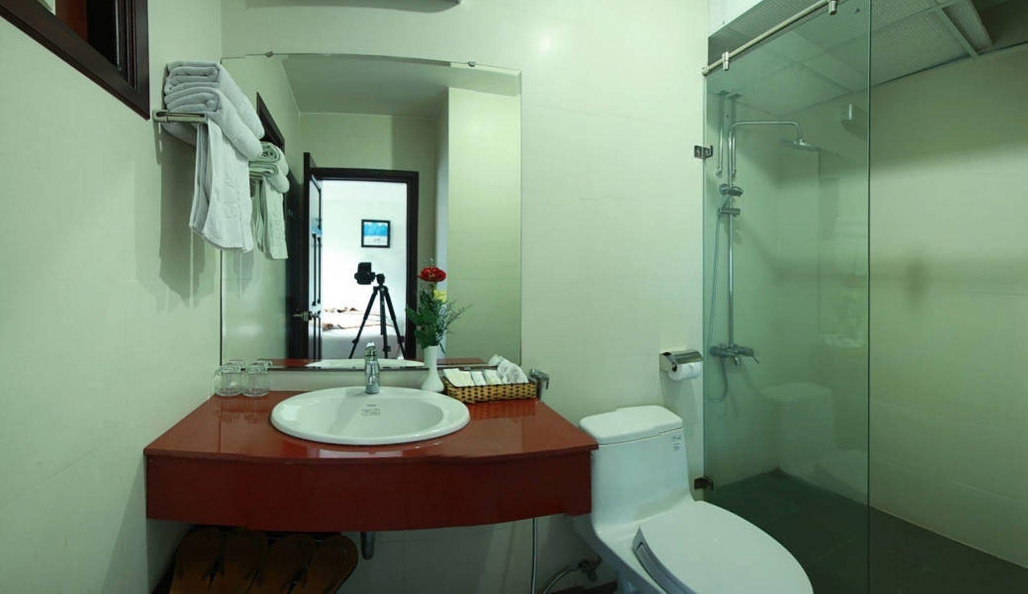 Oc Tien Sa Hotel Da Nang Eksteriør billede